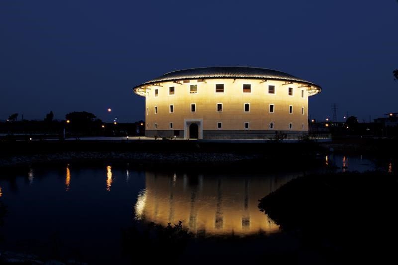 Hakka Round House